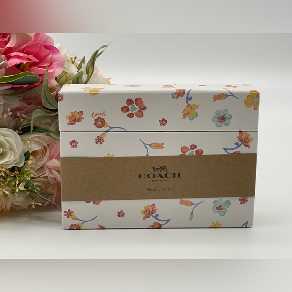 Coach Floral Print Boxed Notecards - Picture 3 of 16